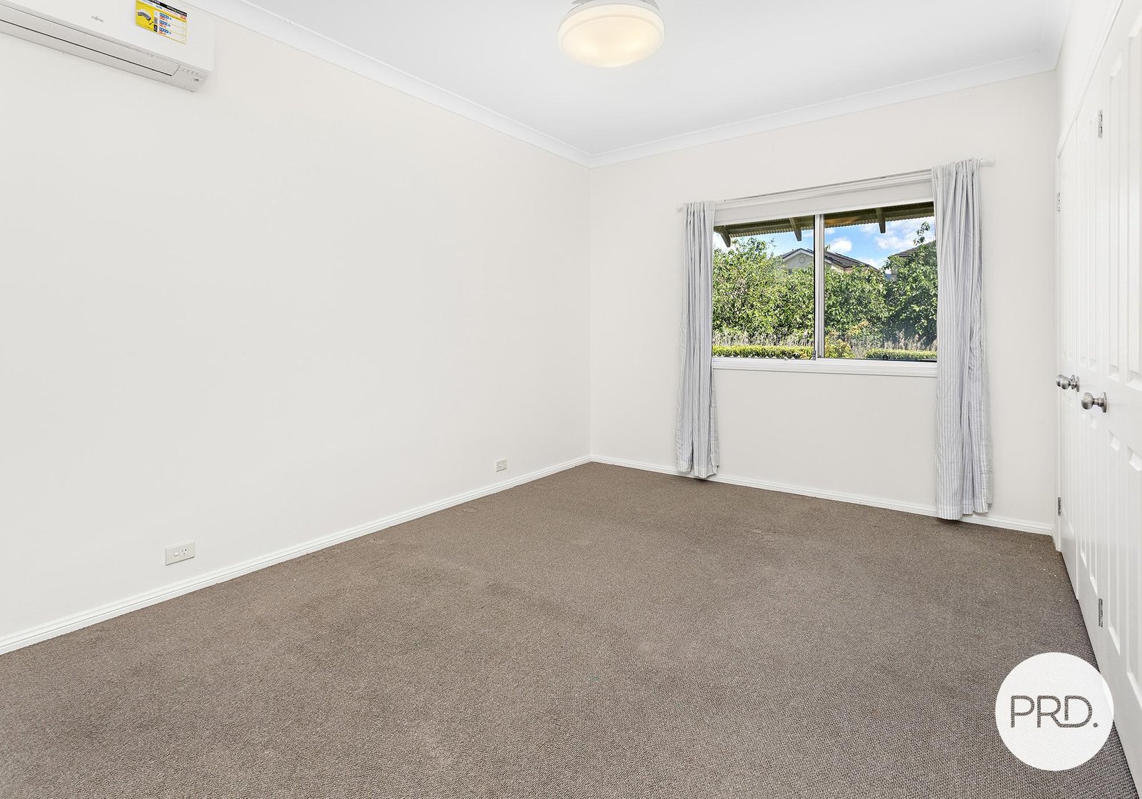 9 Kensington Lane DAPTO 3
