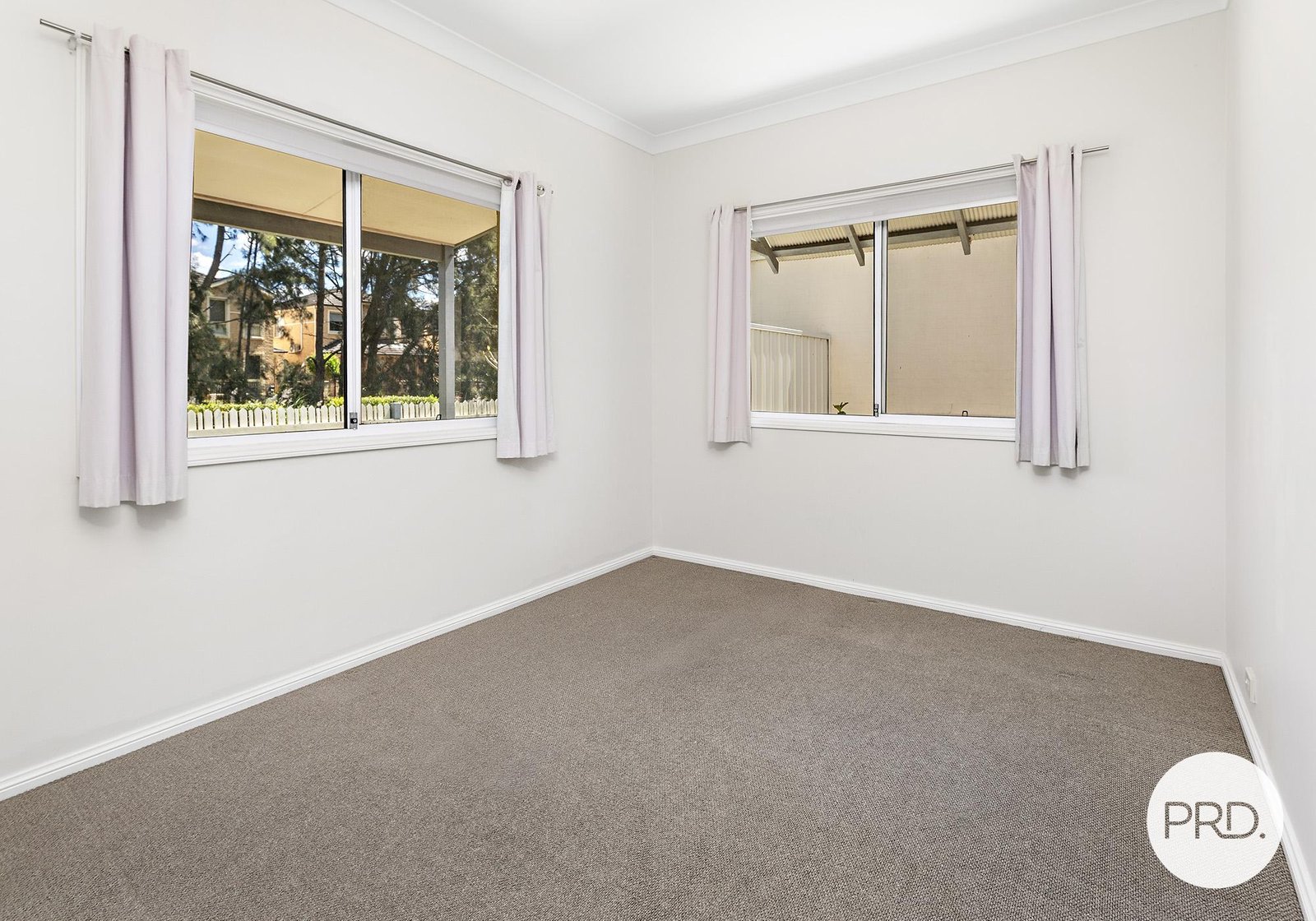 9 Kensington Lane DAPTO 4