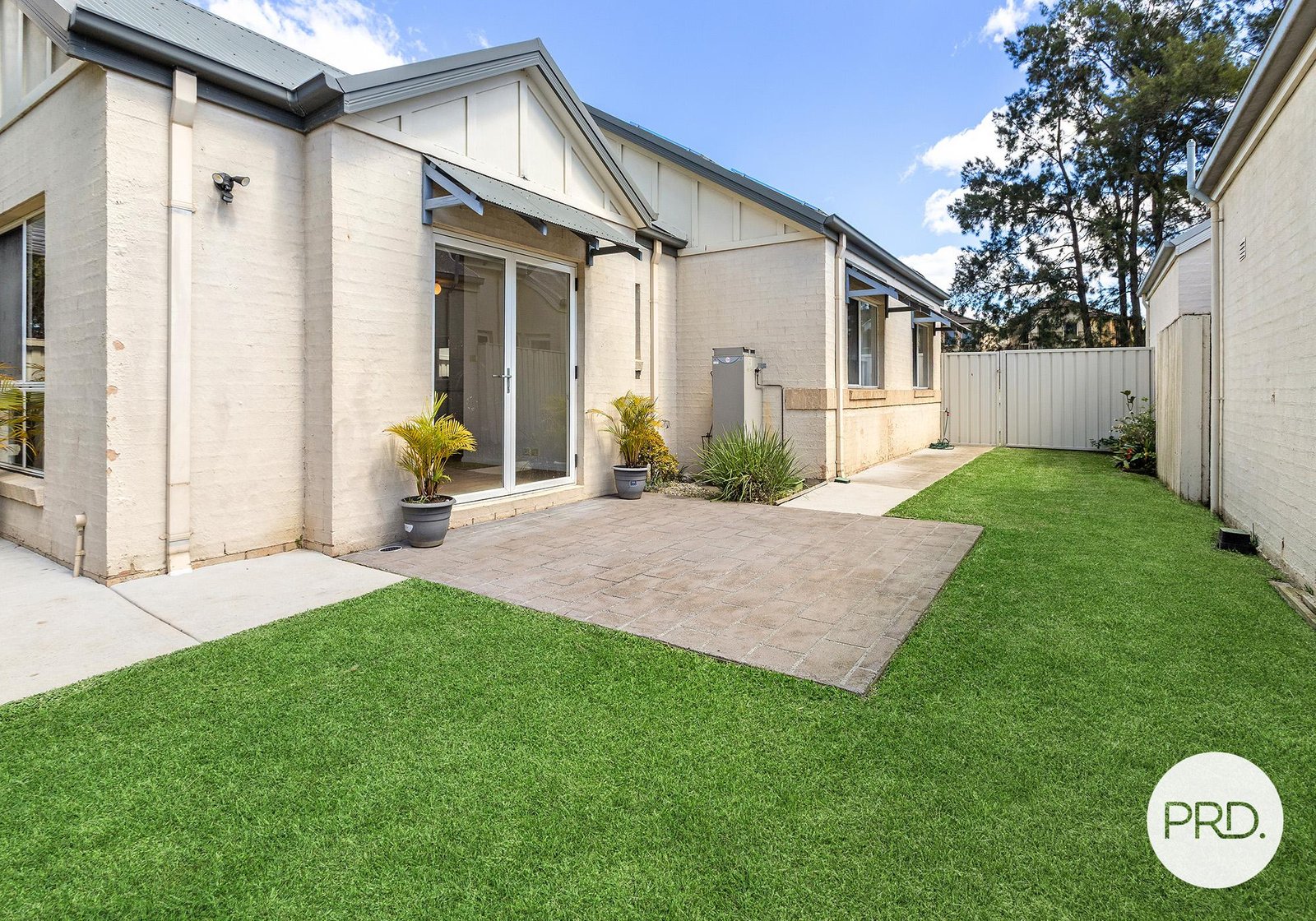 9 Kensington Lane DAPTO 8