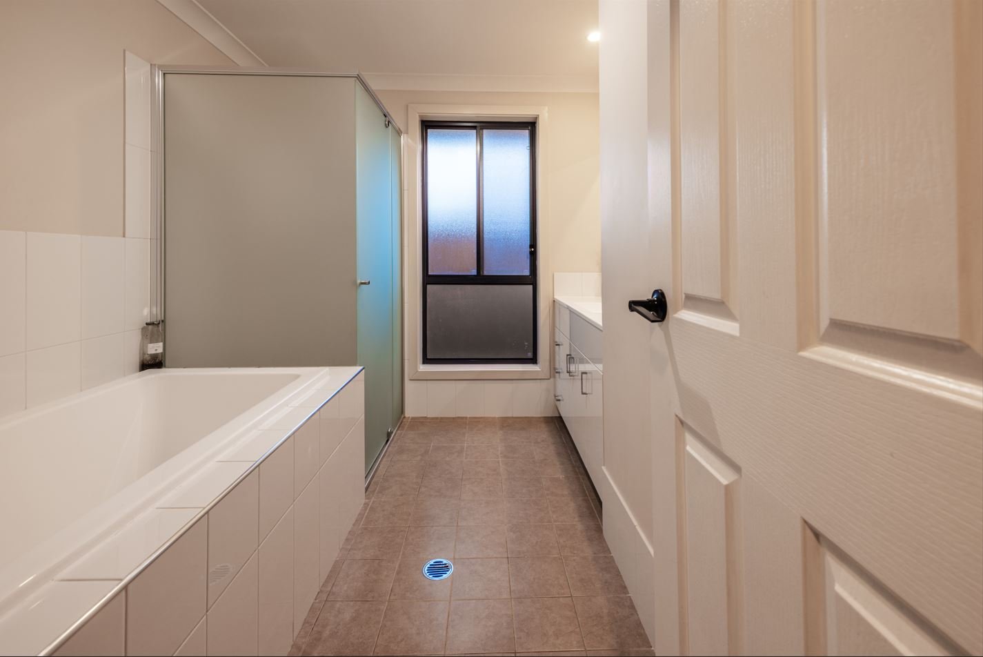 9 Kerrabee Close DENMAN 15