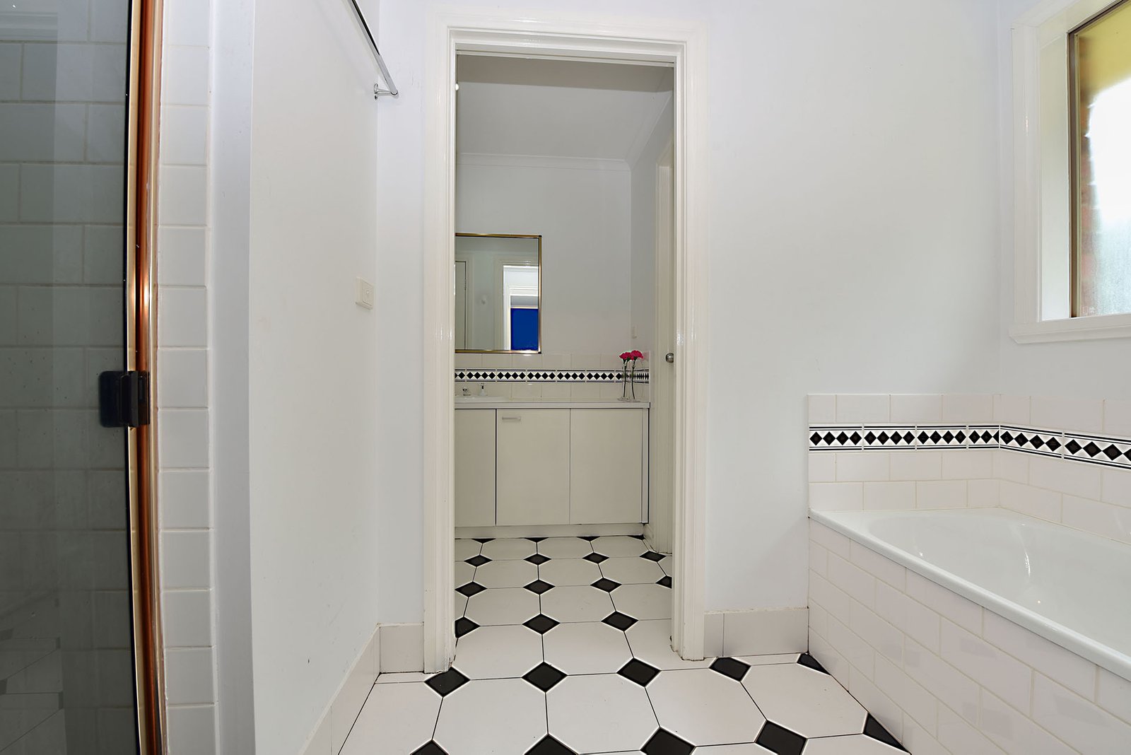 Gallery: 9 Kestral Close