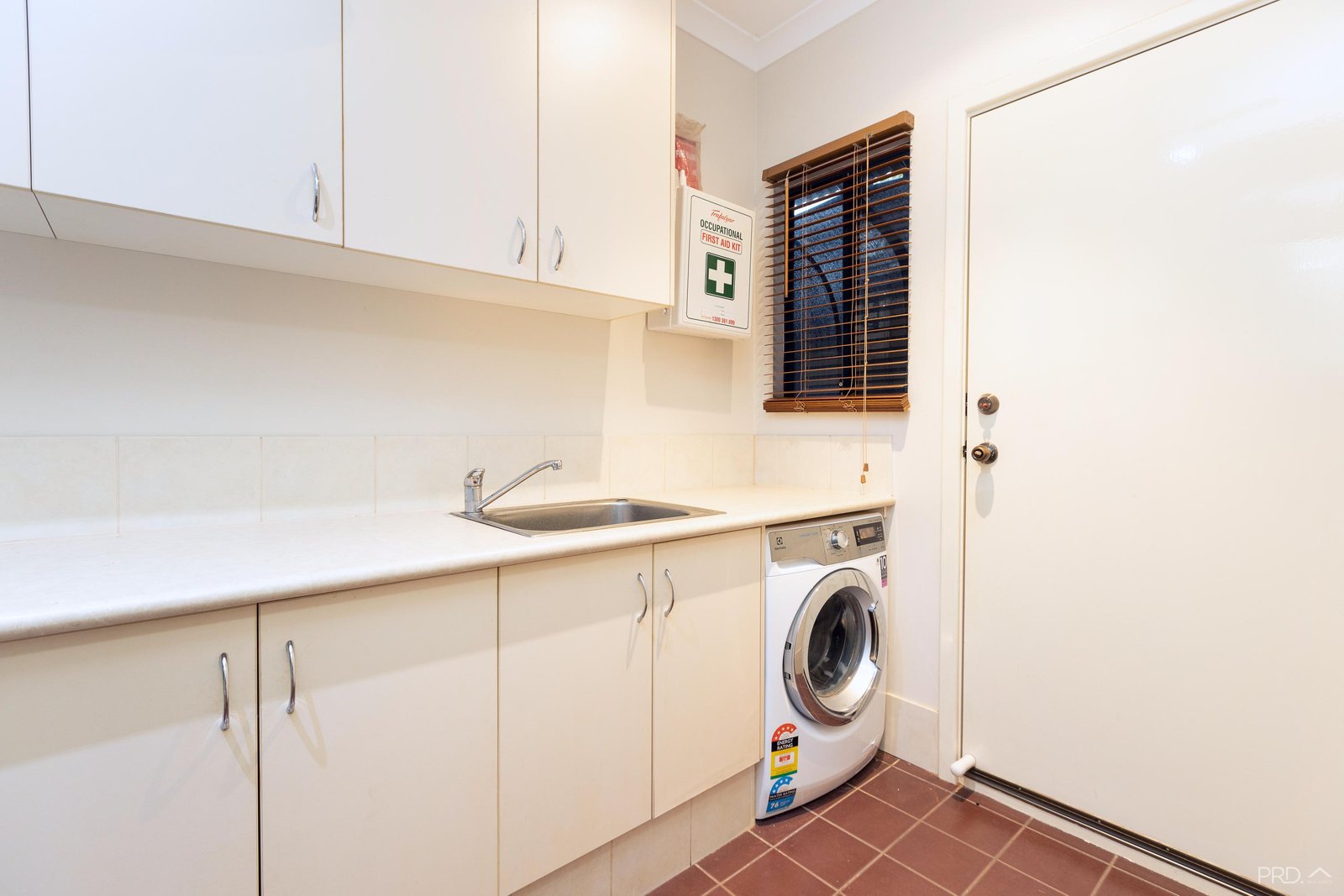 9 Kestrel Place DJUGUN 19