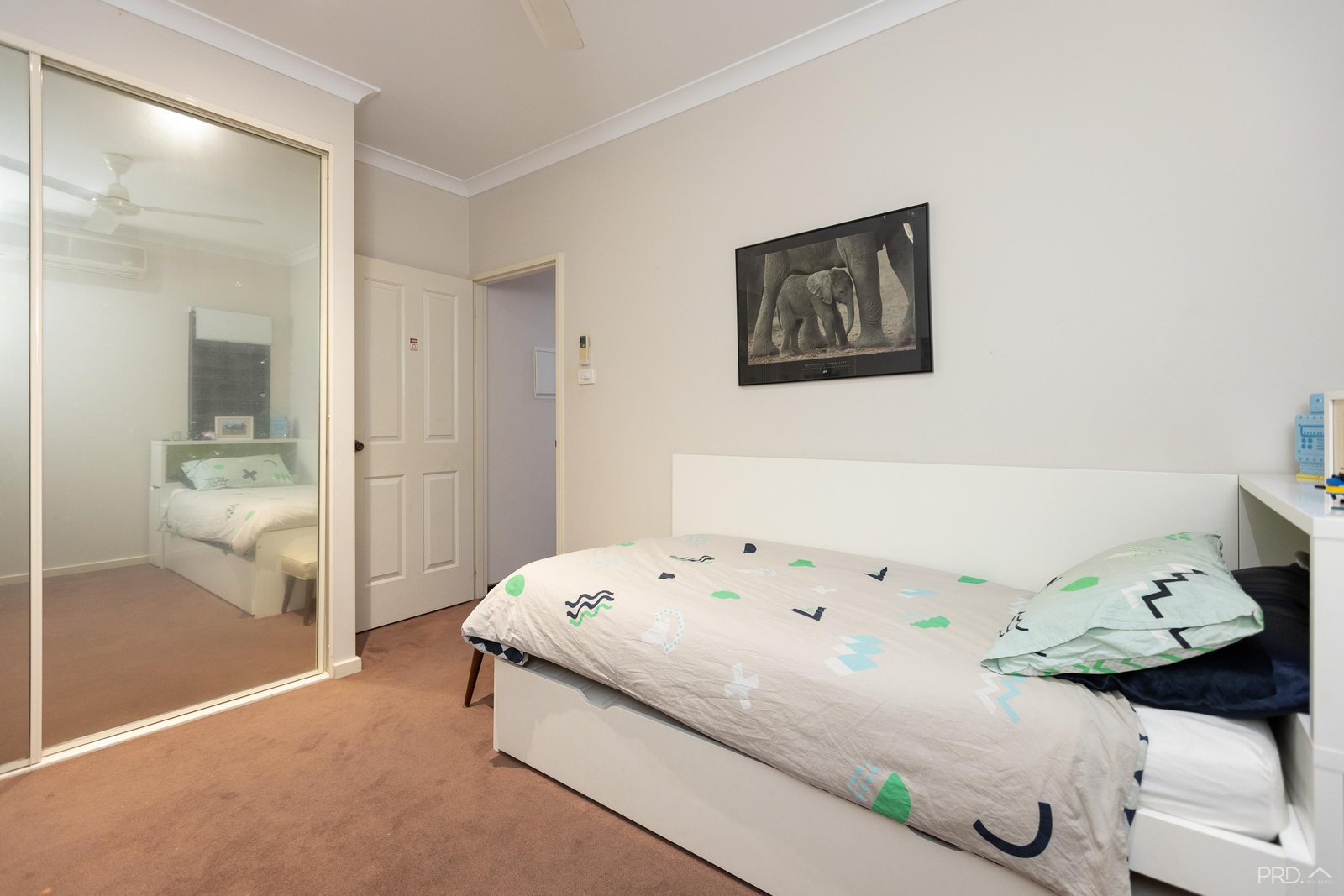 9 Kestrel Place DJUGUN 24