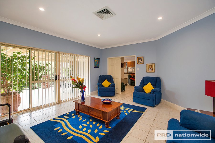 9 Kilpa Place TAMWORTH 5