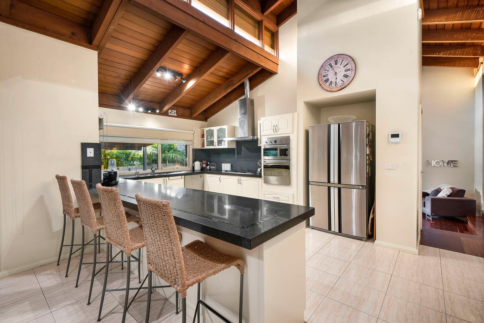 Real Estate and Property in 9 Kingburn Court, Templestowe, VIC