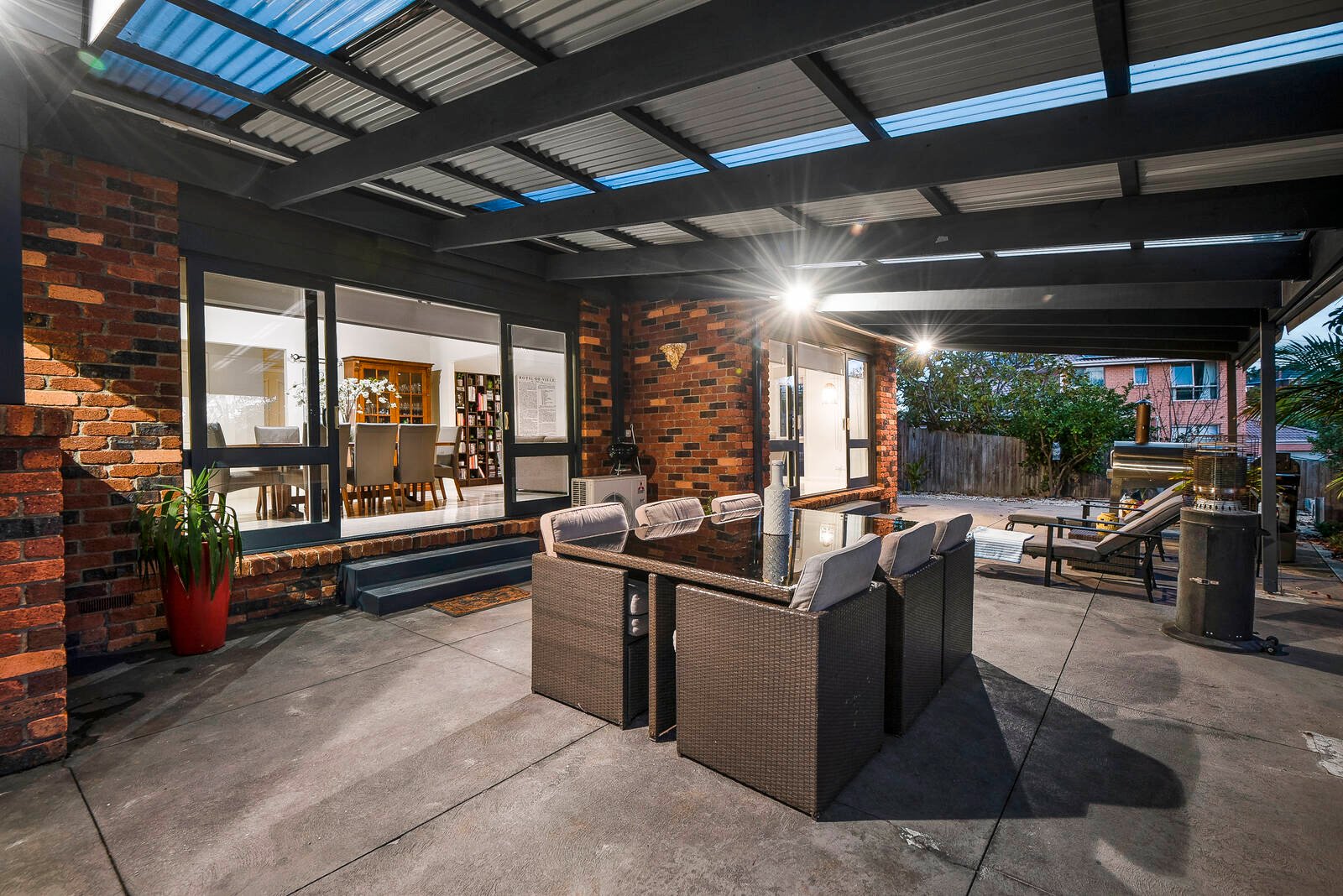 Real Estate and Property in 9 Kingburn Court, Templestowe, VIC