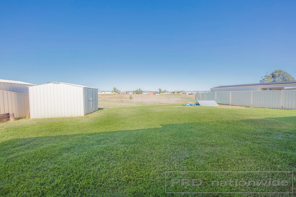 9 Klara Court RUTHERFORD 14