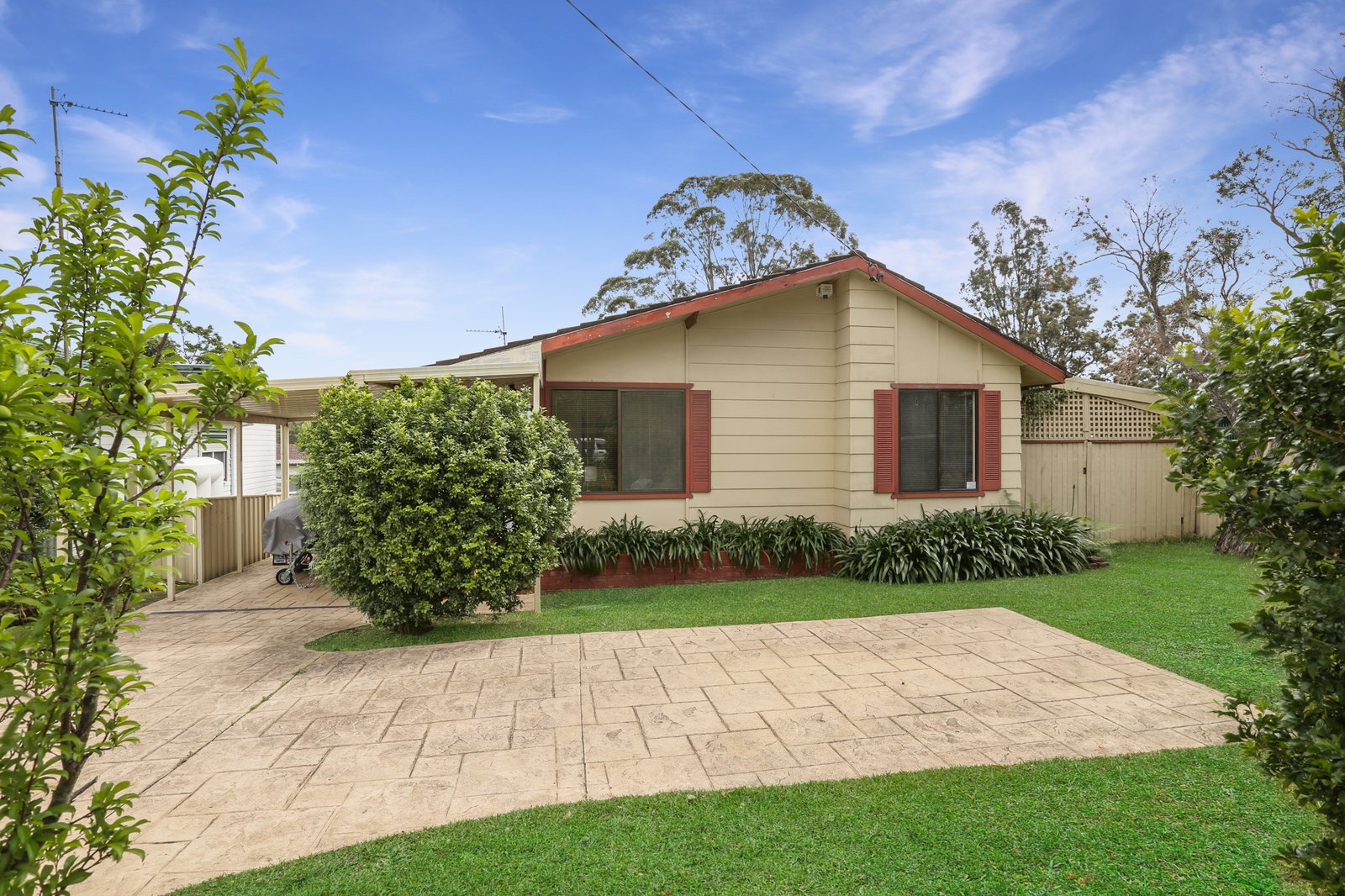9 Kurrawa Crescent KOONAWARRA 2