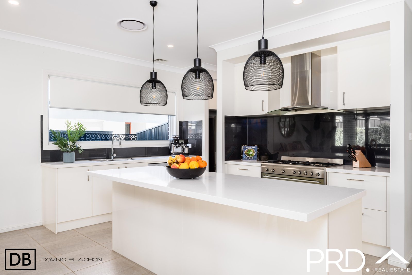 9 Lambeth Street PANANIA 4