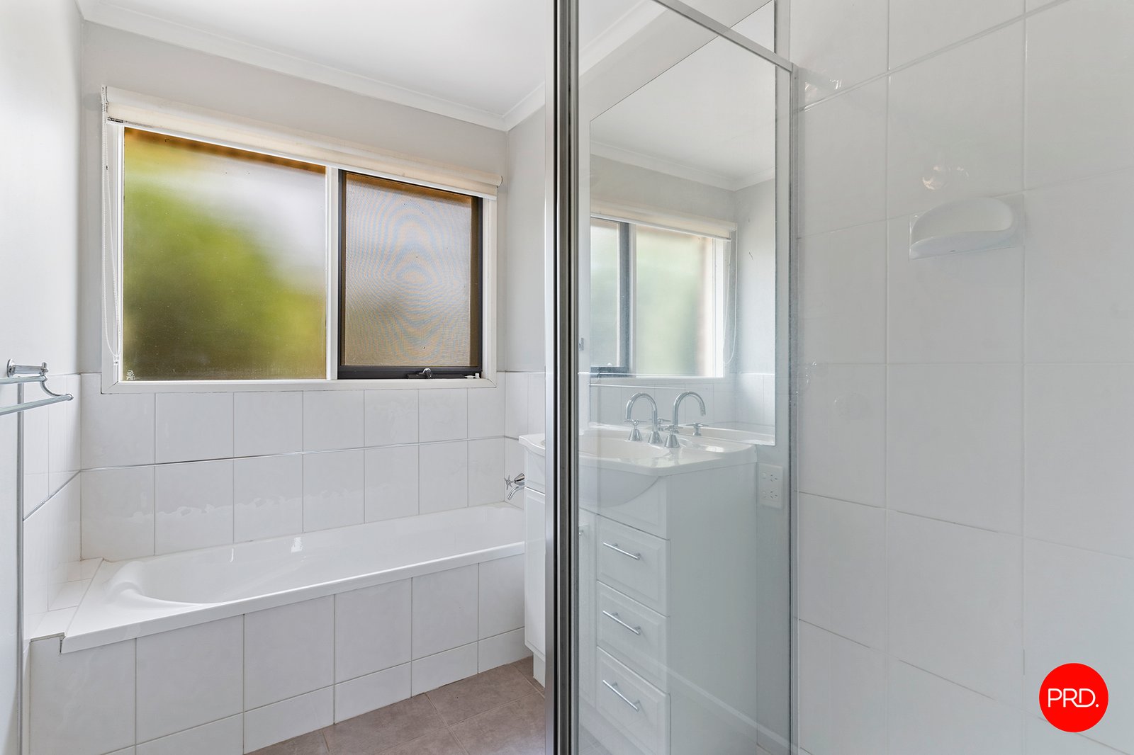 9 Landy Court KANGAROO FLAT 11