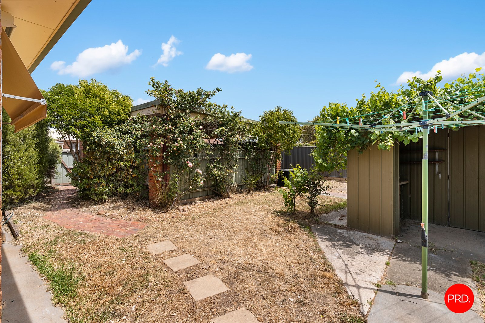 9 Landy Court KANGAROO FLAT 16