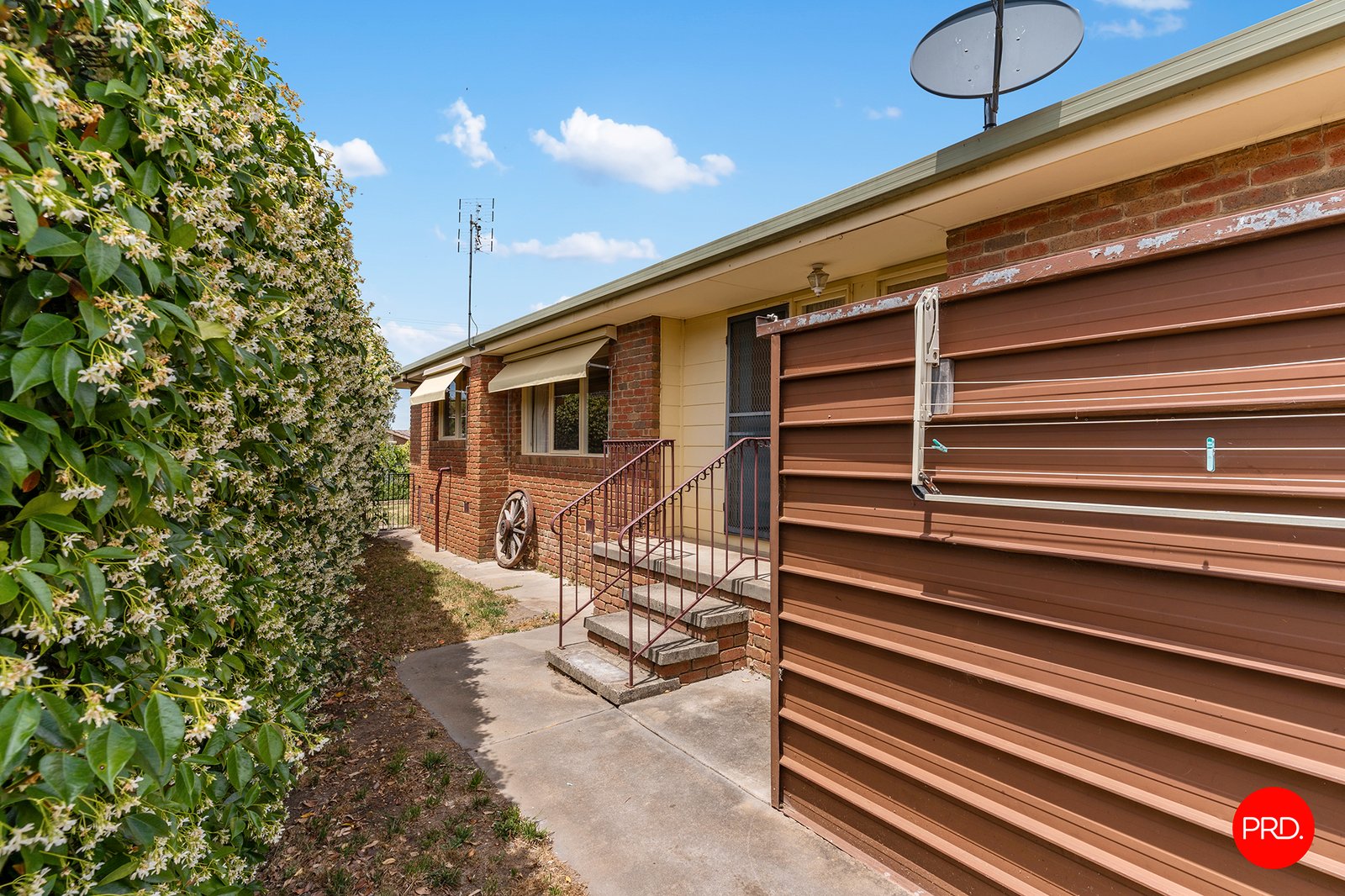 9 Landy Court KANGAROO FLAT 17