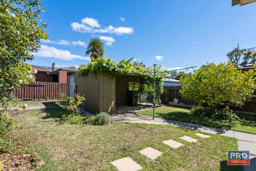 9 Landy Court KANGAROO FLAT 12