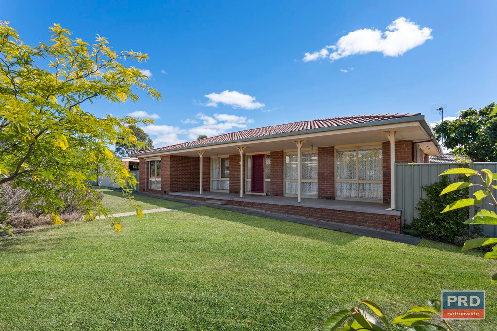 9 Landy Court KANGAROO FLAT 15