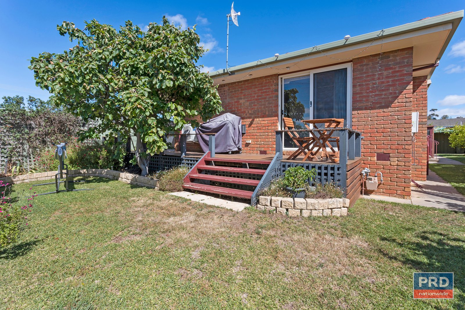 9 Landy Court KANGAROO FLAT 13