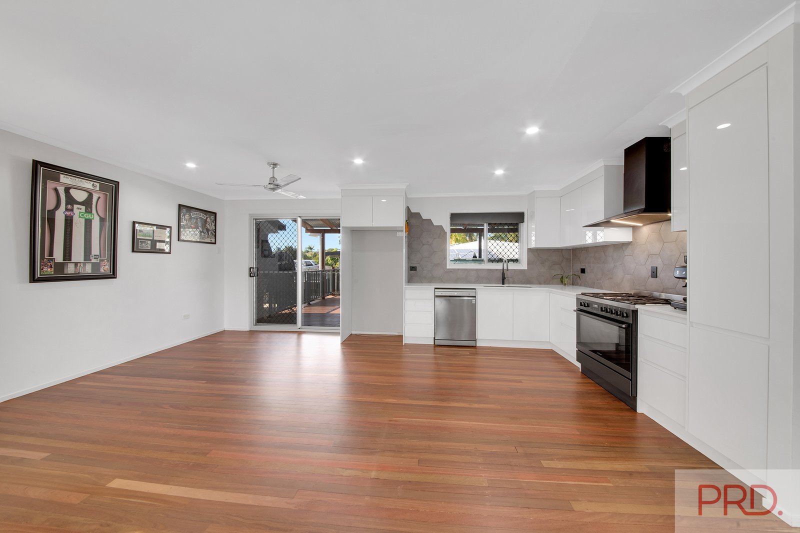 9 Langdon Street TANNUM SANDS 6