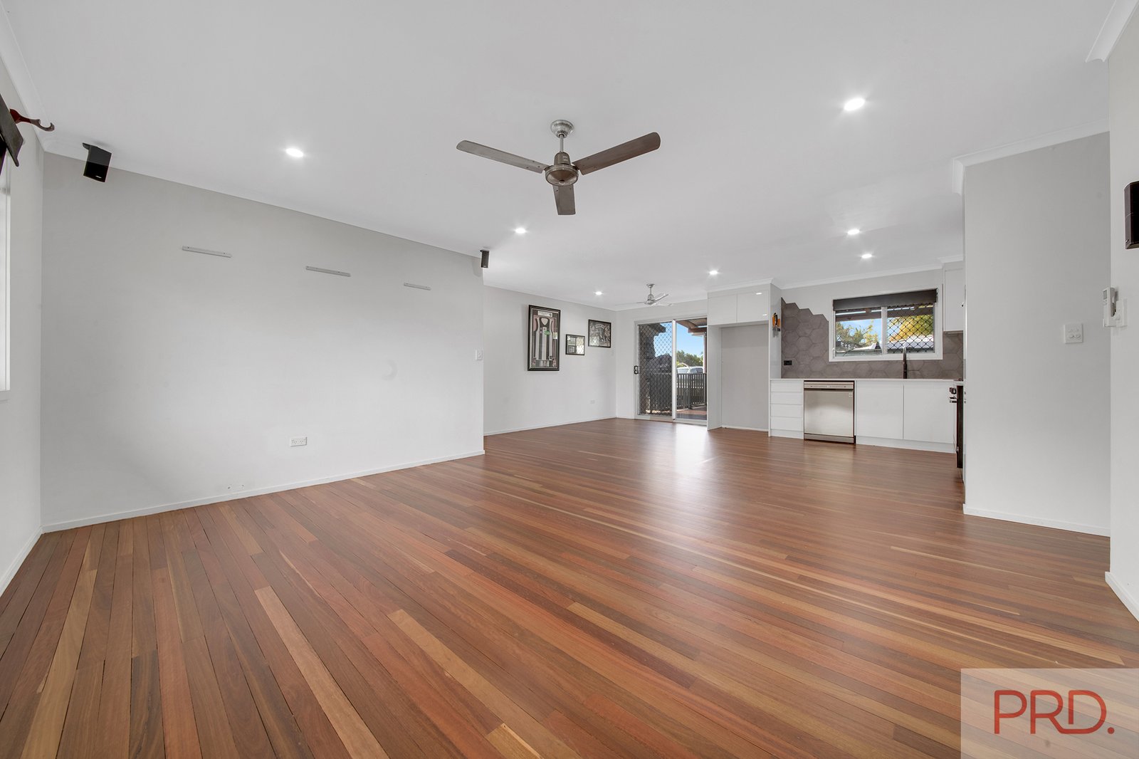 9 Langdon Street TANNUM SANDS 7