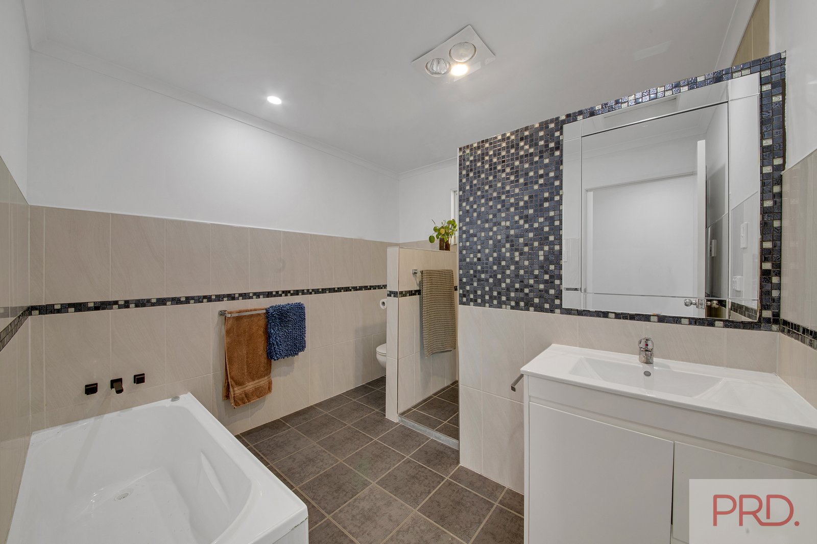 9 Langdon Street TANNUM SANDS 8