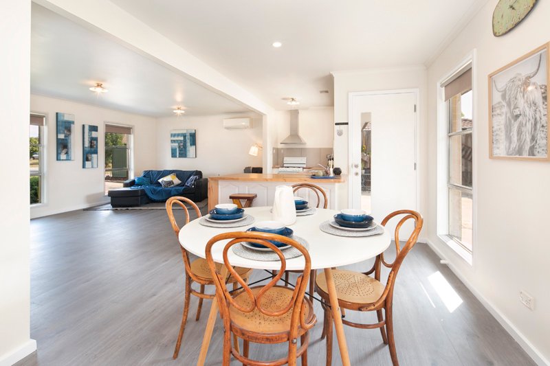 9 Lawanna Court DELACOMBE 5