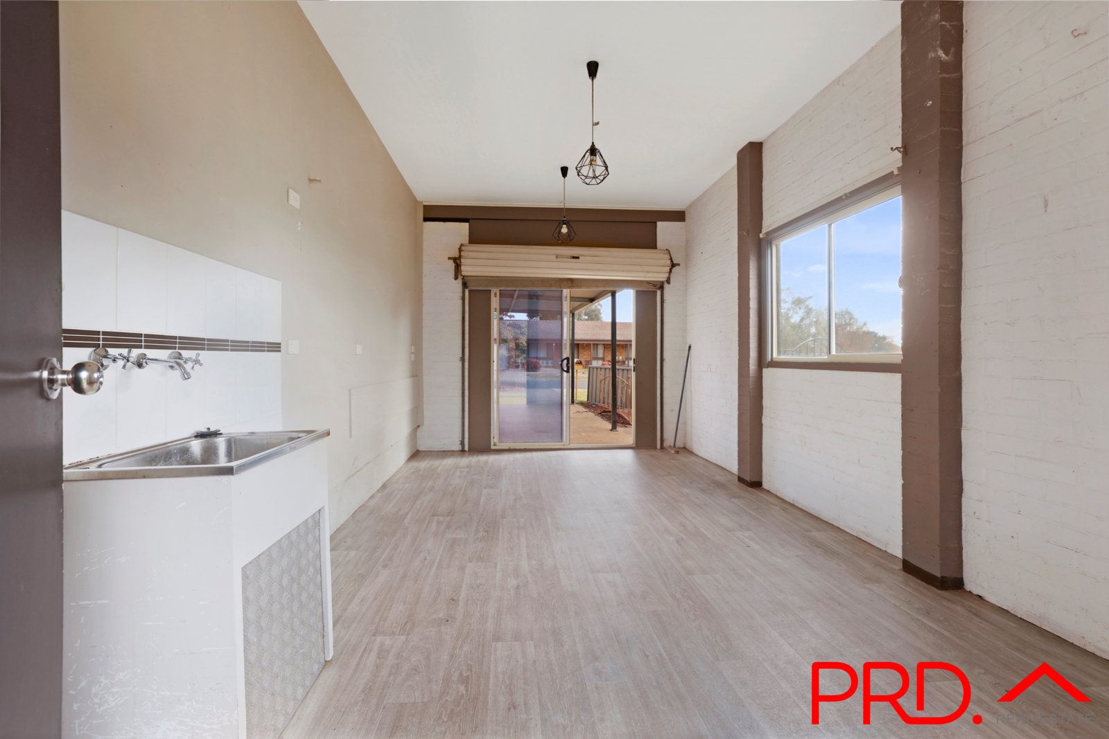 9 Lawson Place TAMWORTH 13