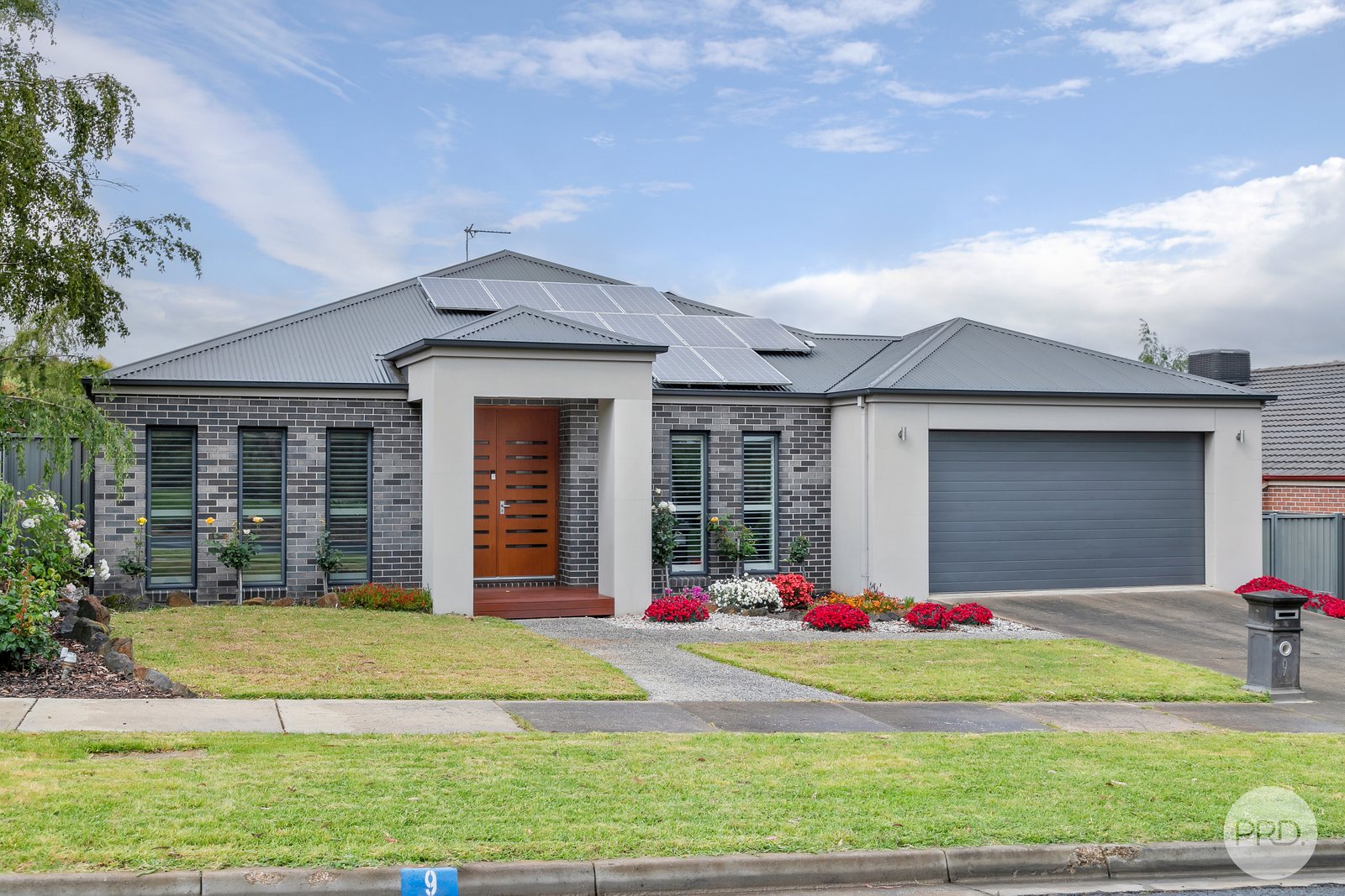 9 Learmonth Street BUNINYONG 1