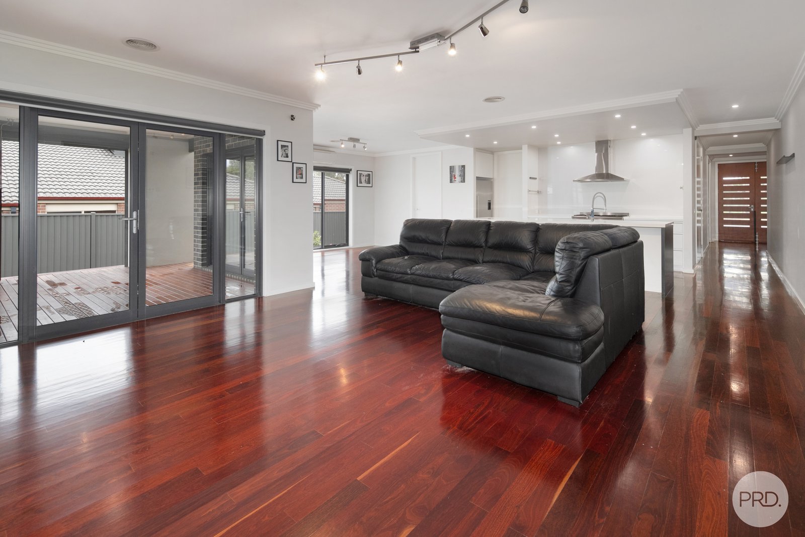 9 Learmonth Street BUNINYONG 6