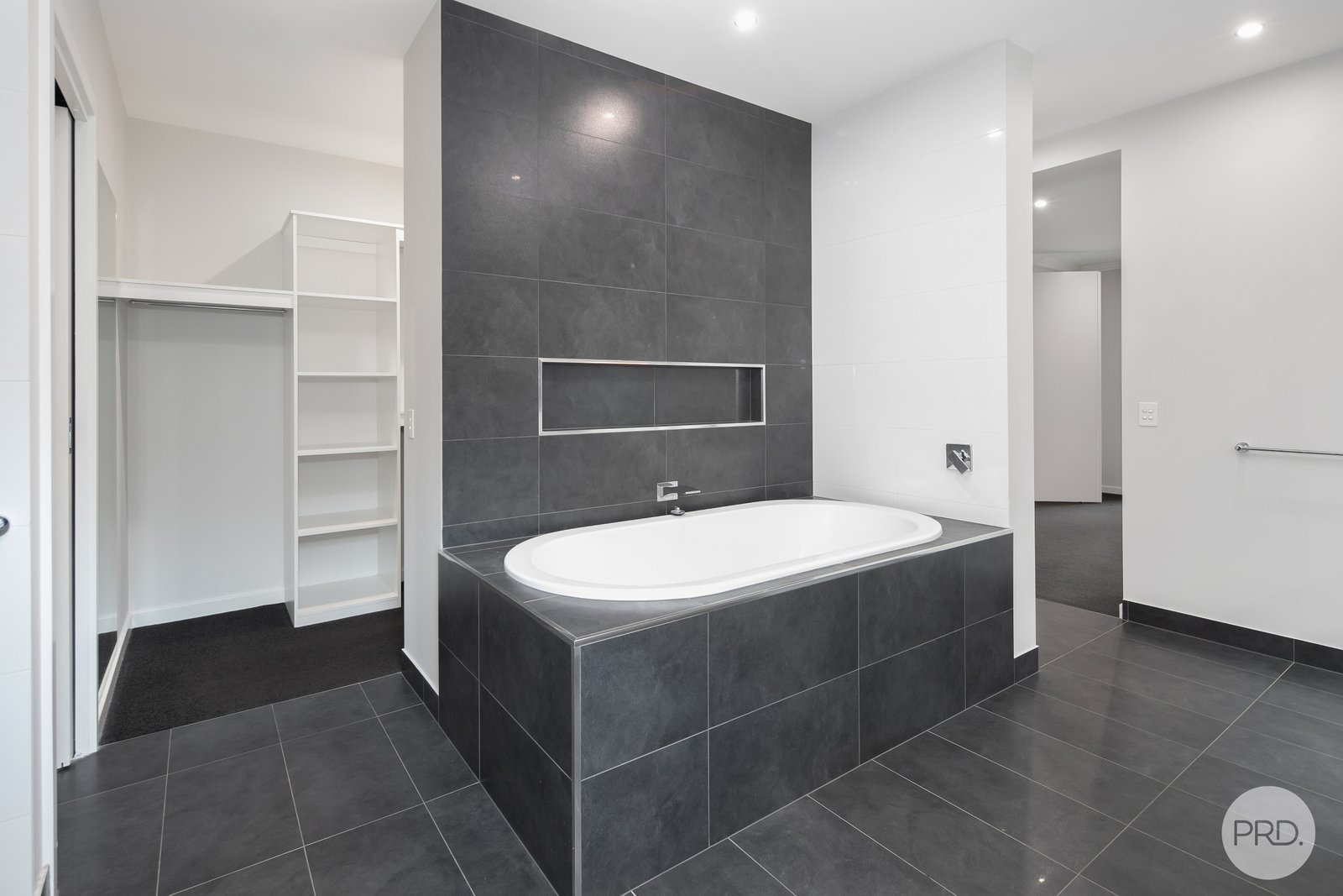 9 Learmonth Street BUNINYONG 9