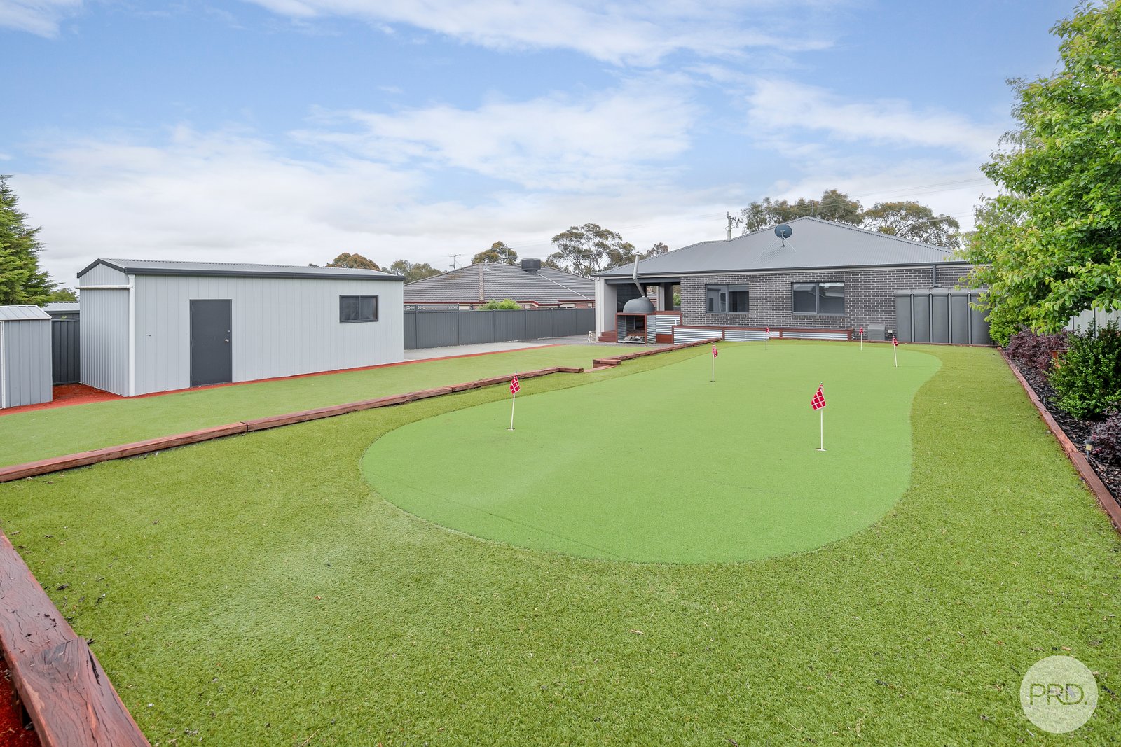 9 Learmonth Street BUNINYONG 16