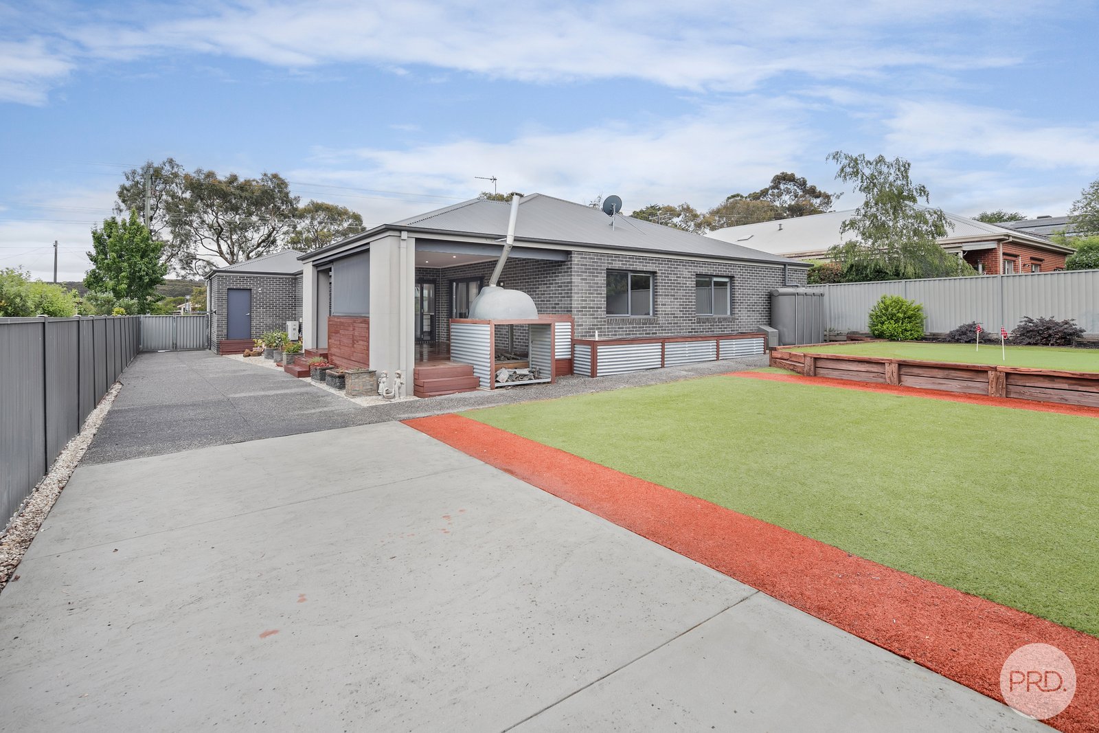 9 Learmonth Street BUNINYONG 17