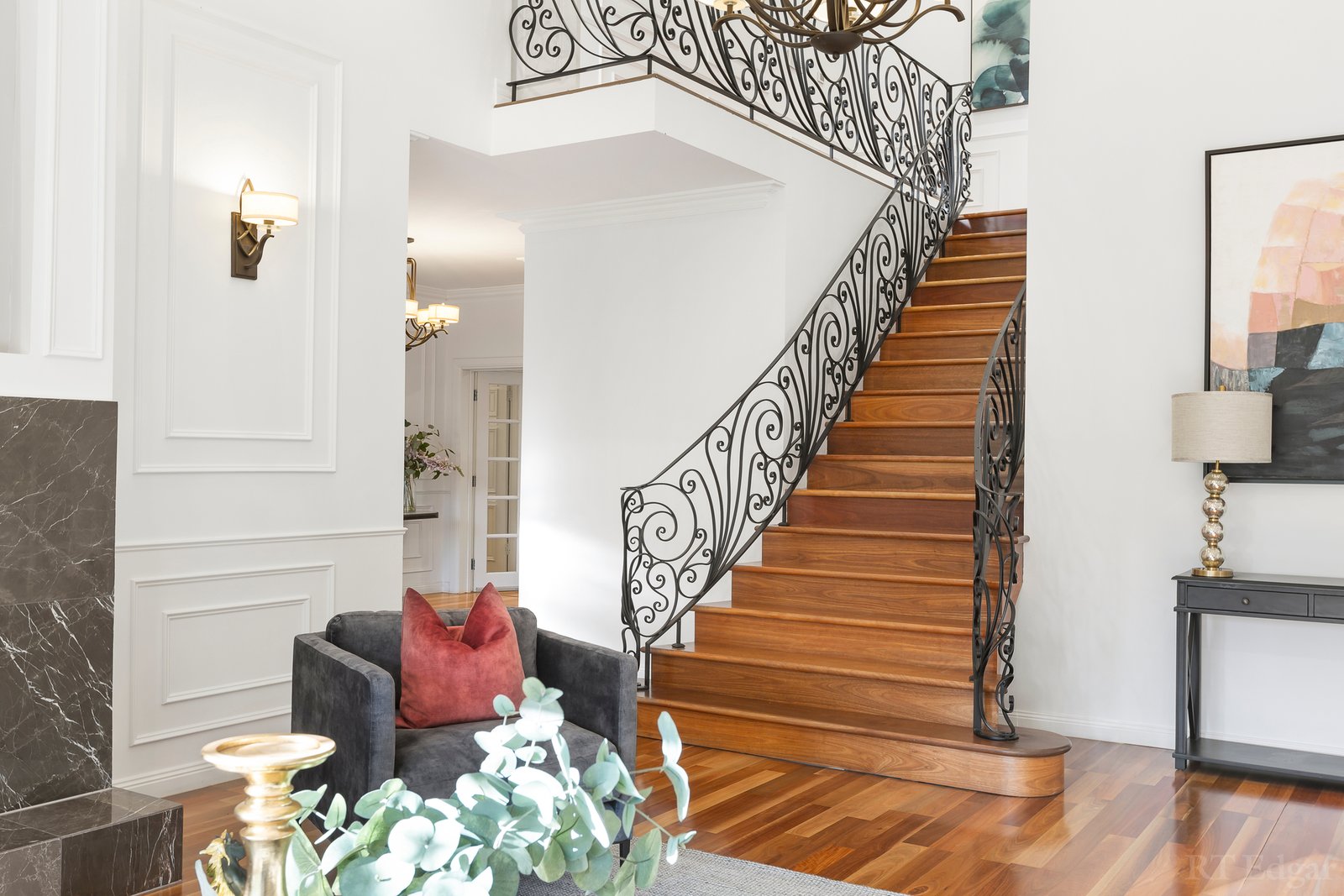 Real Estate and Property in 9 Lempriere Close, Templestowe, VIC