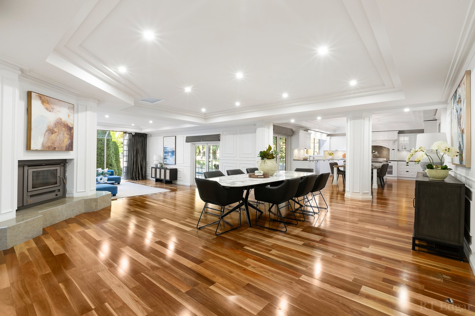 Real Estate and Property in 9 Lempriere Close, Templestowe, VIC