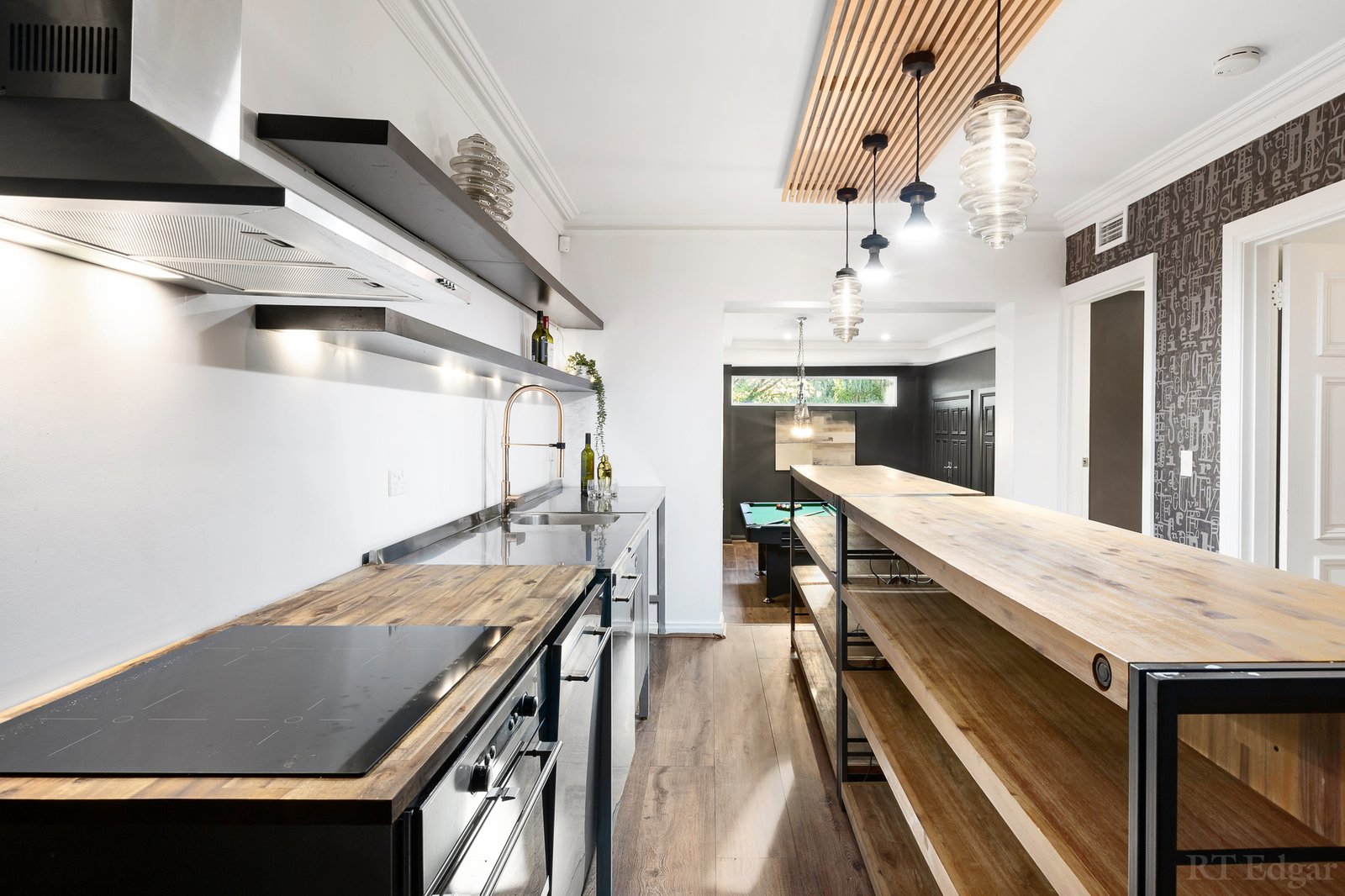 Real Estate and Property in 9 Lempriere Close, Templestowe, VIC