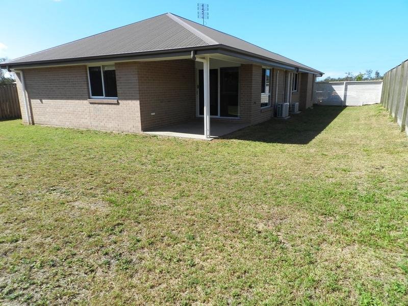 9 Lenthall Street BOYNE ISLAND 9