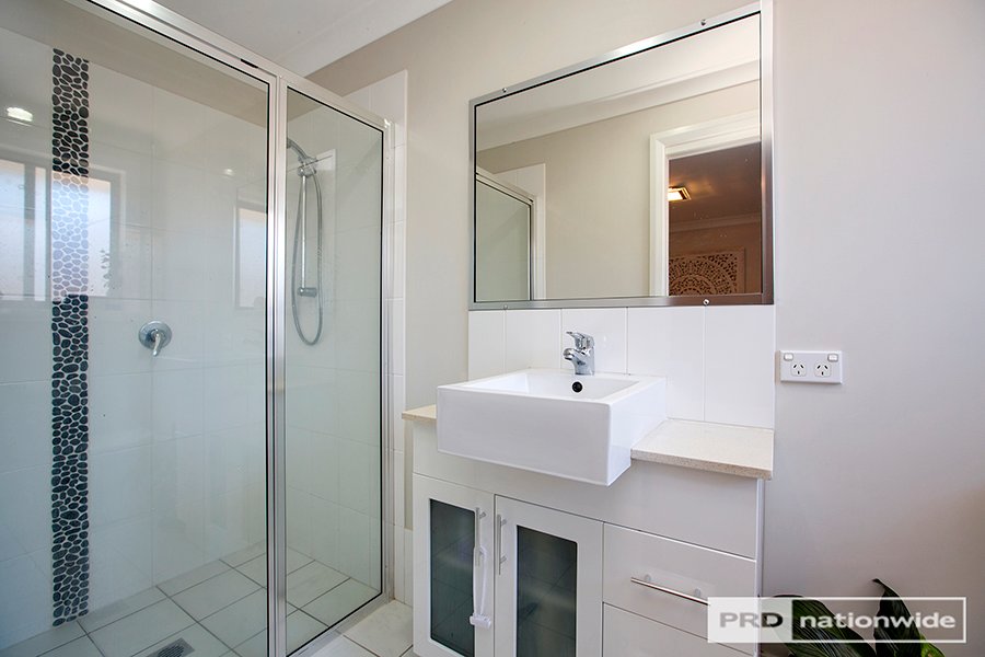 9 Lilly Pilly Court TAMWORTH 4