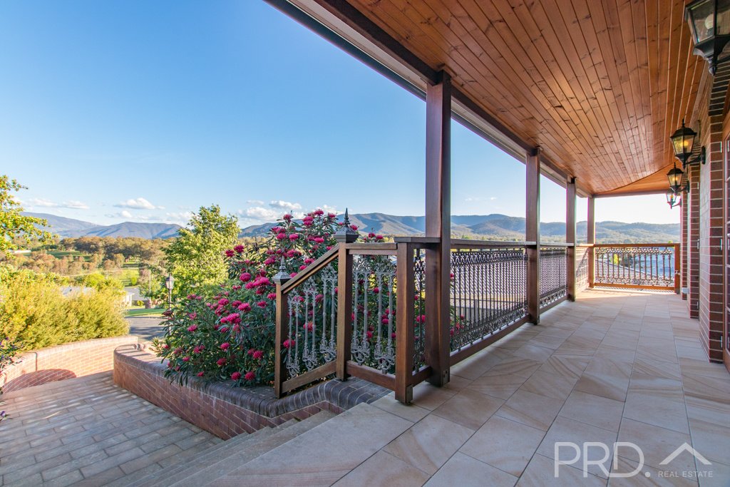 9 Lindbeck Avenue TUMUT 2