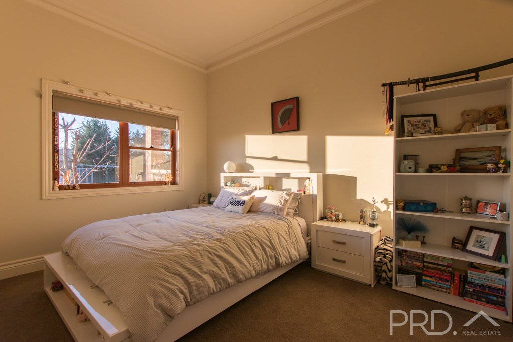 9 Lindbeck Avenue TUMUT 13