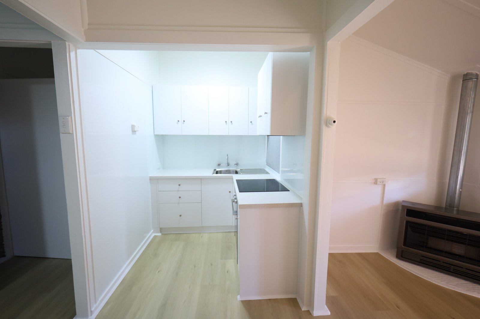 9 Little Brunswick Street ORANGE 2
