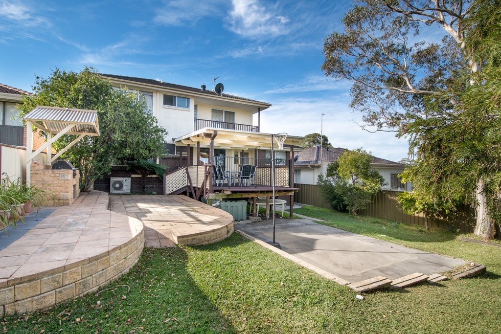 9 Lochview Ave  FARMBOROUGH HEIGHTS 2