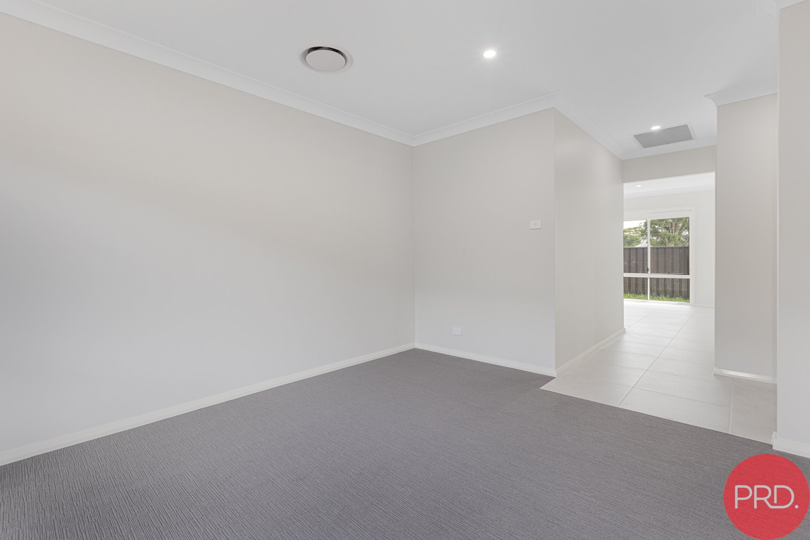 9 Loquat Street LOCHINVAR 13