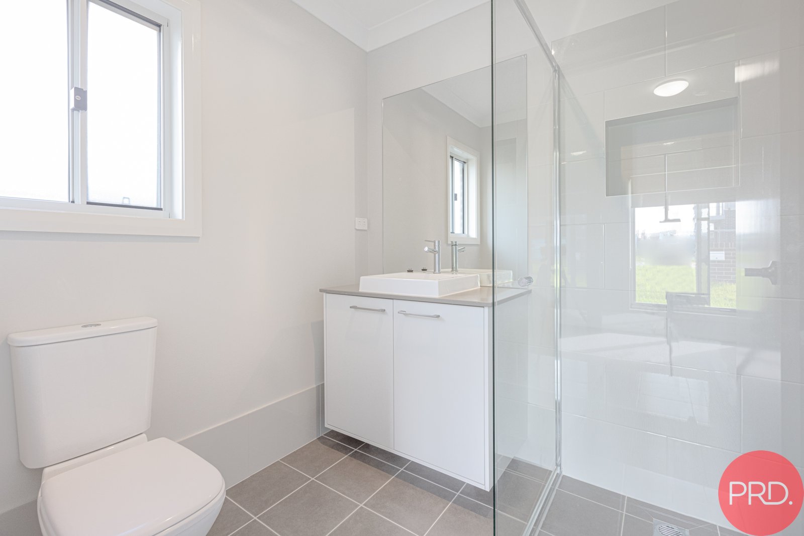 9 Loquat Street LOCHINVAR 5