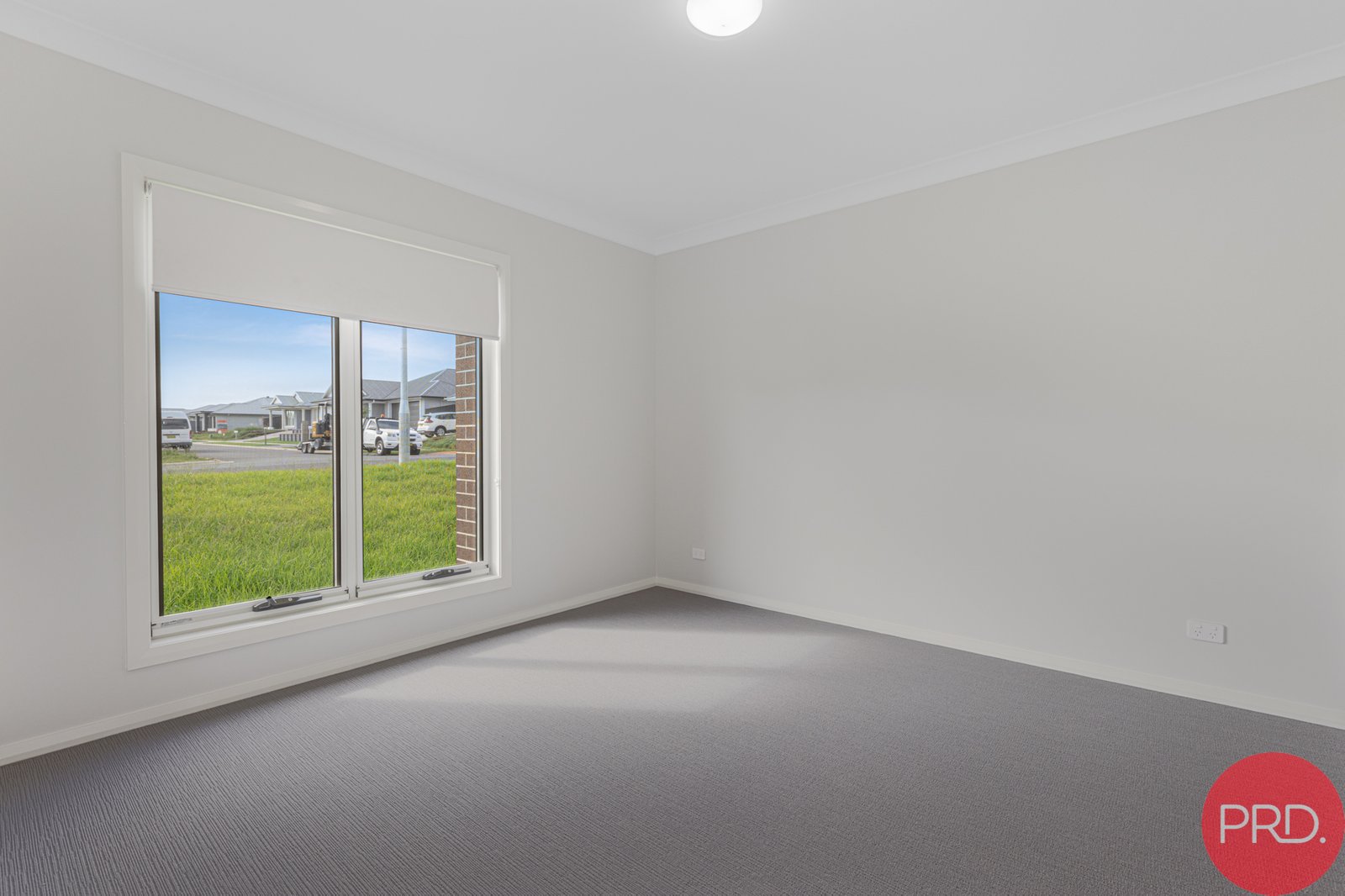 9 Loquat Street LOCHINVAR 12