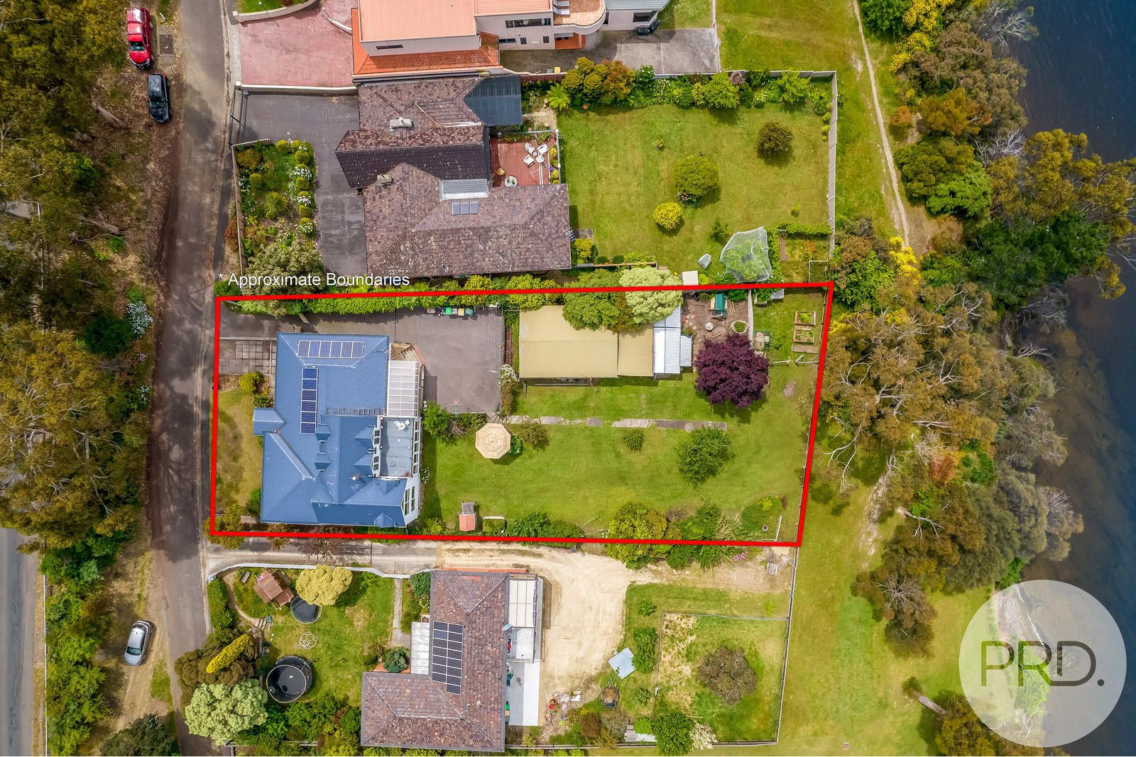 9 Lowestoft Avenue BERRIEDALE 5