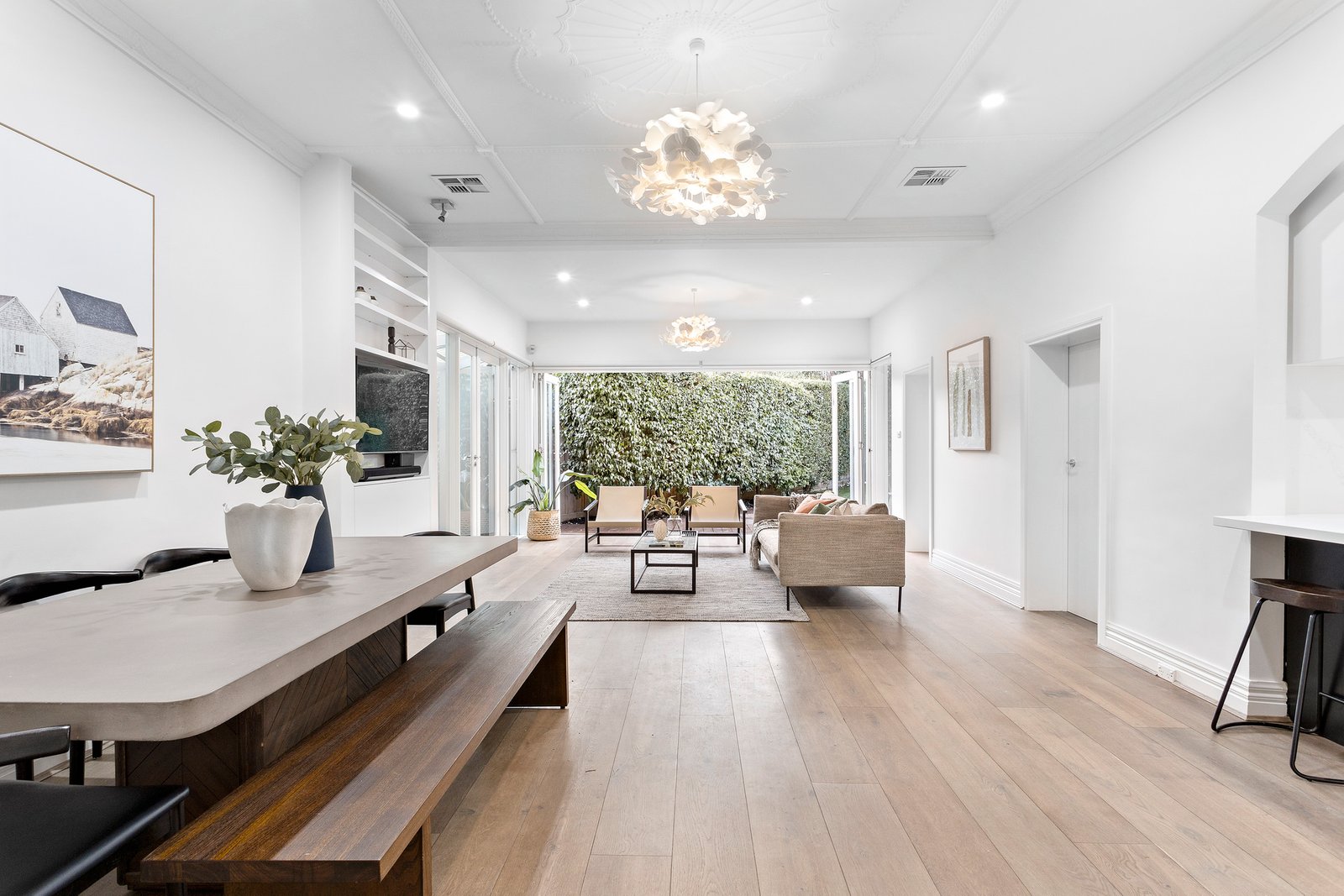 Real Estate and Property in 9 Lucas Street, Caulfield South, VIC