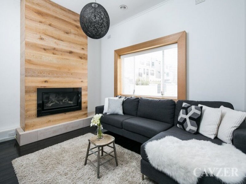 Gallery: 9 Lytton Street