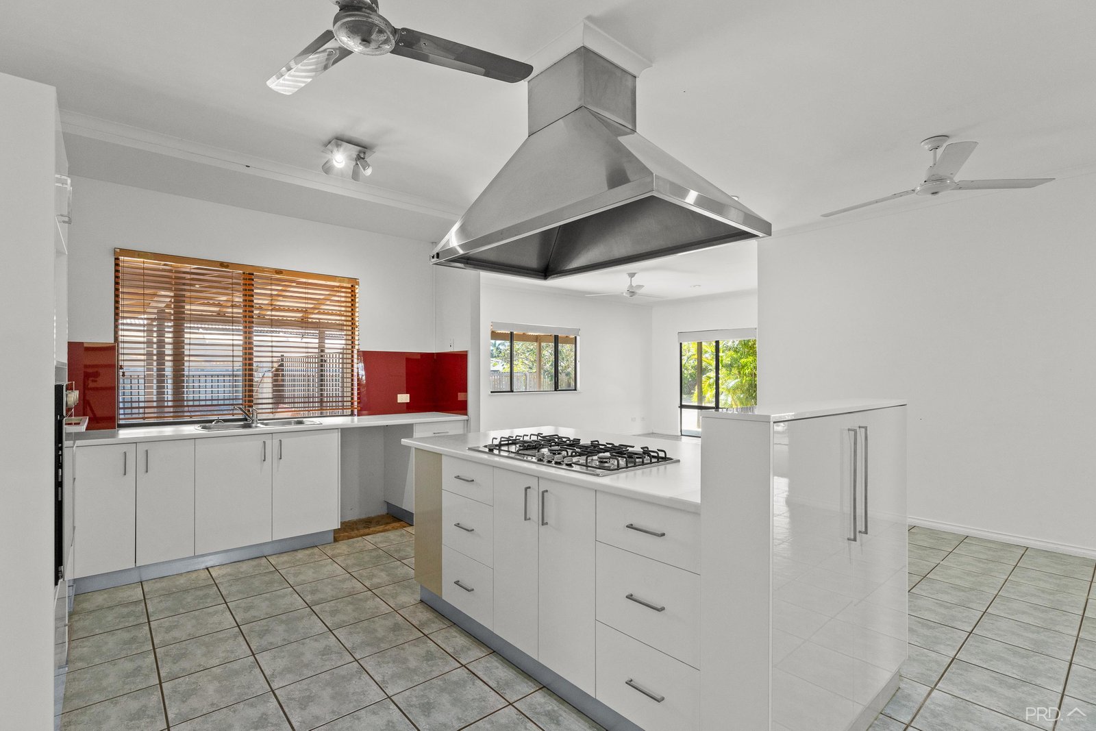 9 Mackie Place CABLE BEACH 2