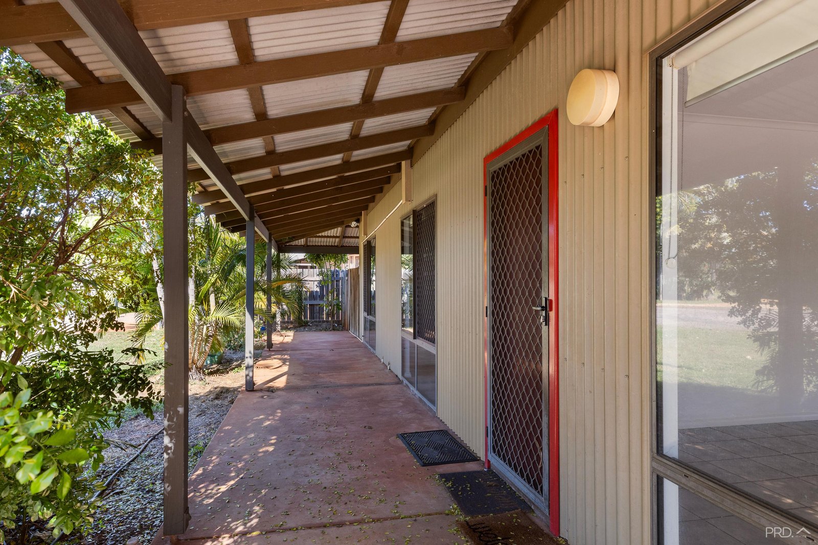 9 Mackie Place CABLE BEACH 6