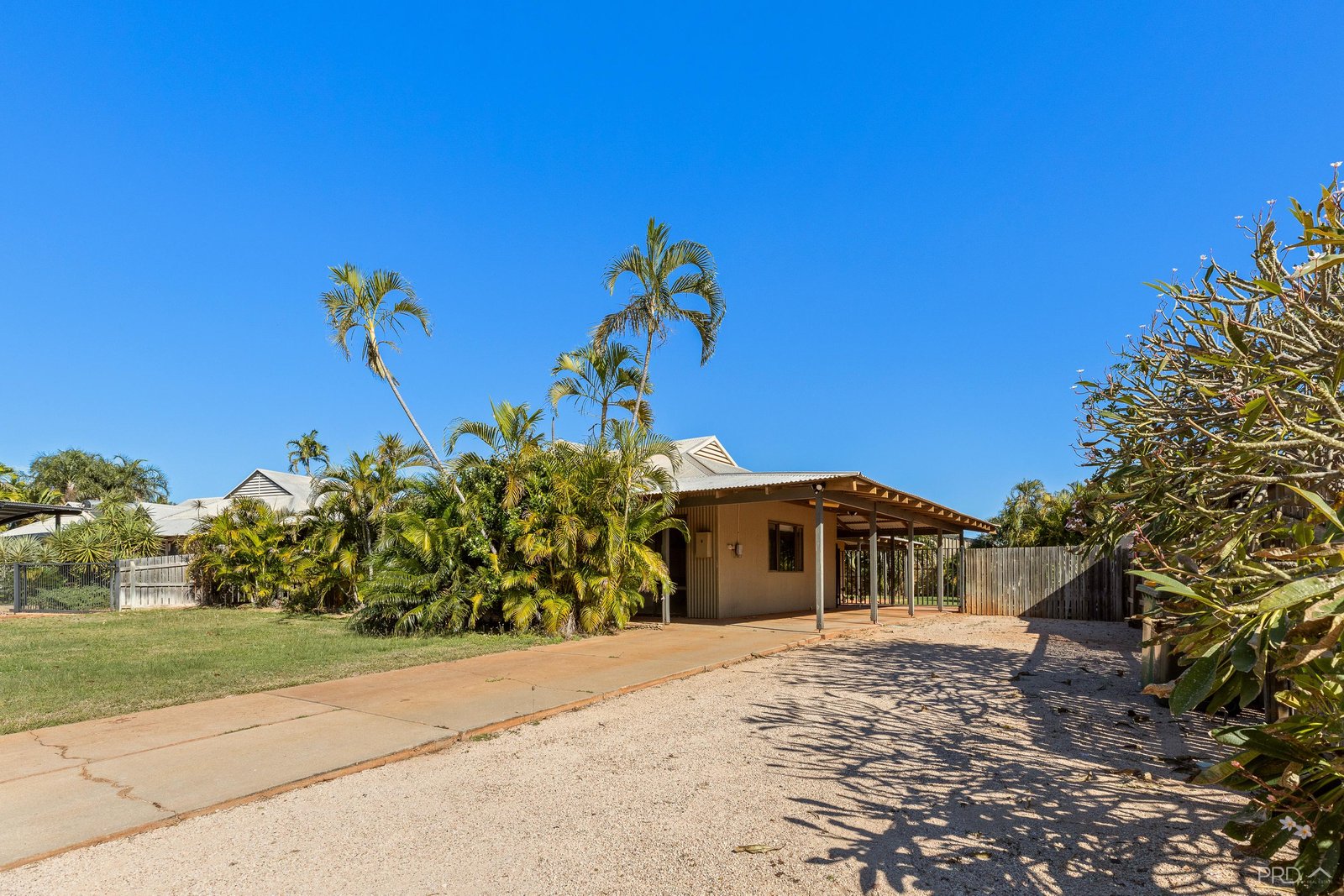 9 Mackie Place CABLE BEACH 10