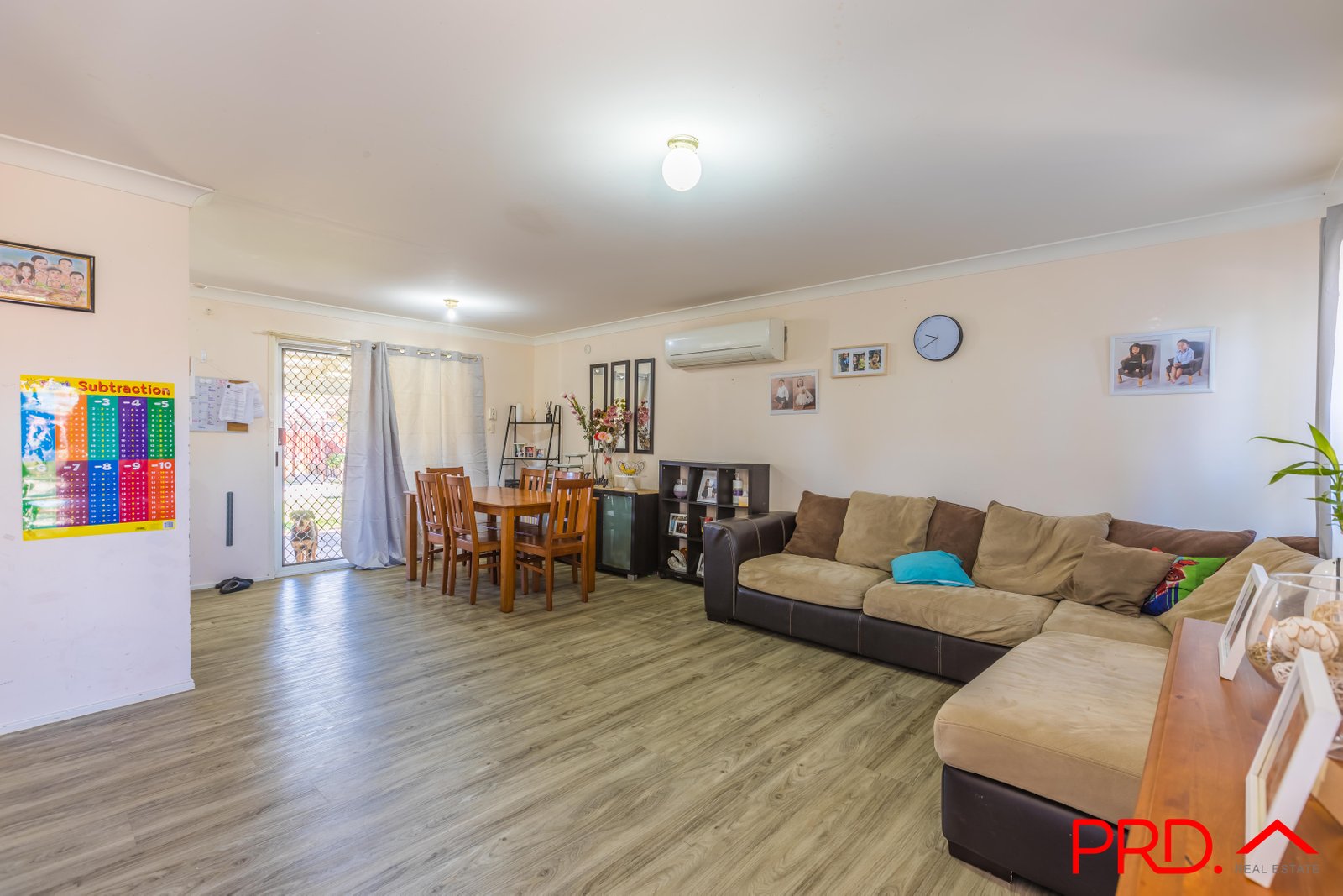 9 Maitland Street TAMWORTH 4