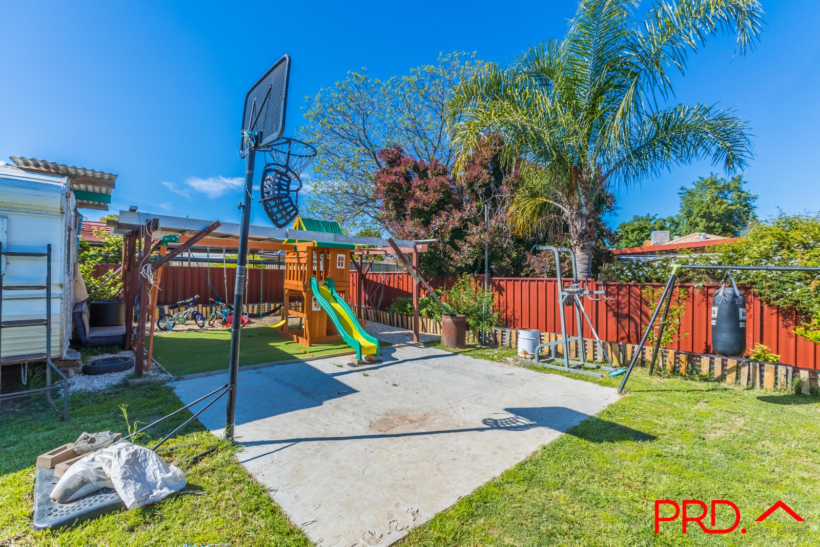 9 Maitland Street TAMWORTH 13