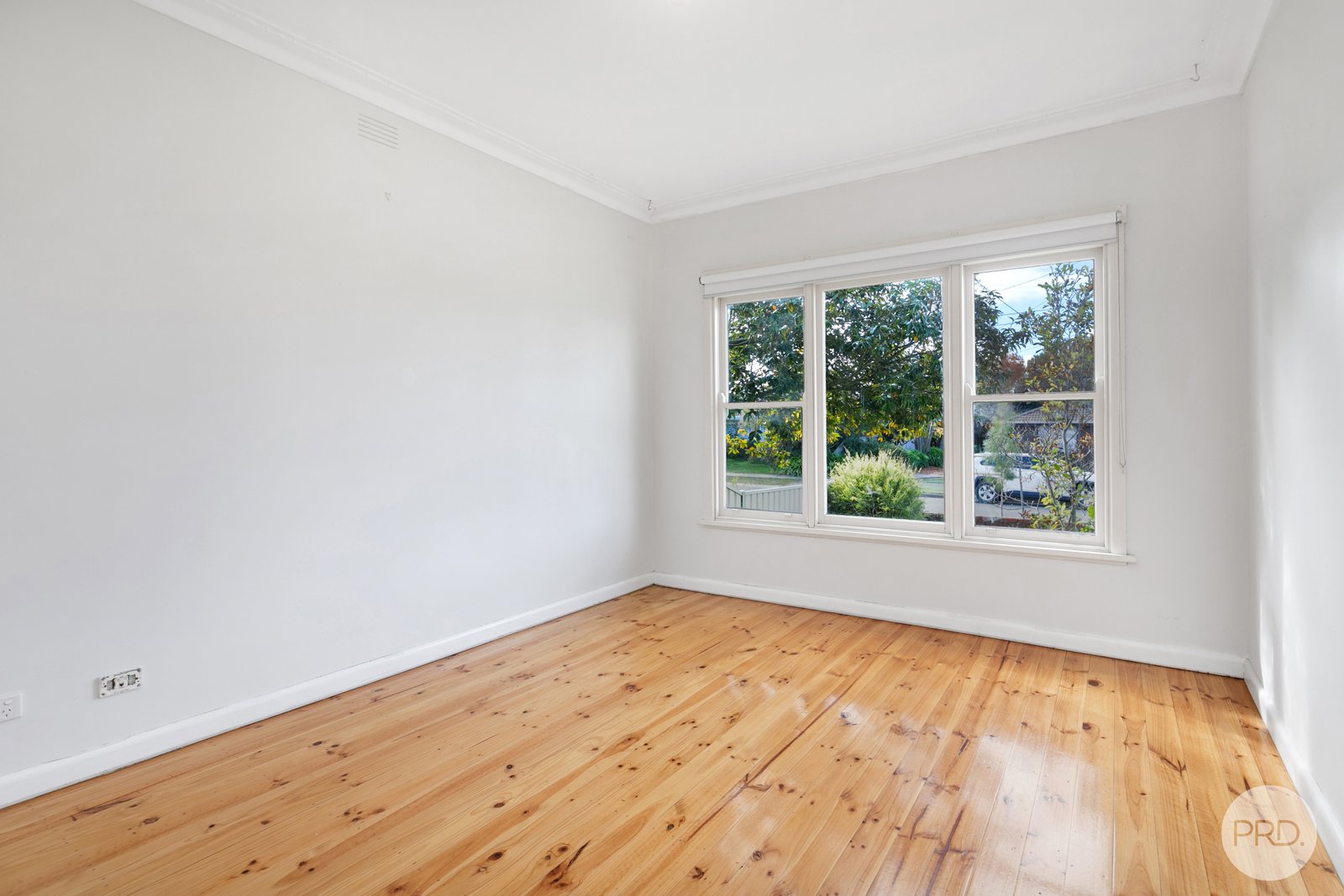 9 Malmesbury Street WENDOUREE 3